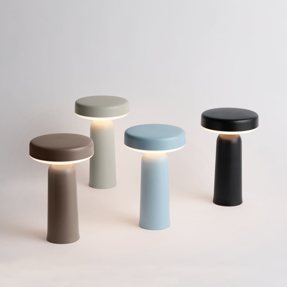 /cdn-cgi/image/width=1500,quality=85,format=auto/globalassets/content-media/images/materials/surfaces/ease-portable-lamp-group-muuto-hi-res.png