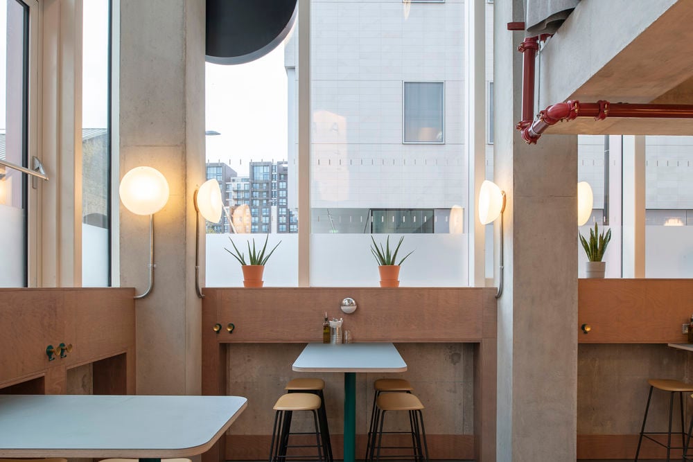 happy-face-pizza-restaurant-uk---fiber-bar