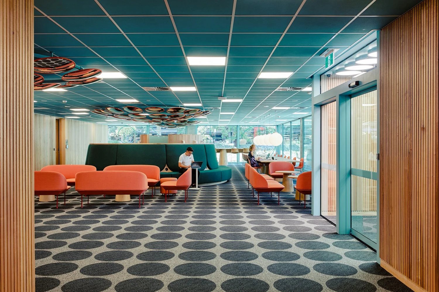 /cdn-cgi/image/width=1500,quality=85,format=auto/globalassets/content-media/images/project/project-reference-monash-university/kna_monash-168.jpg