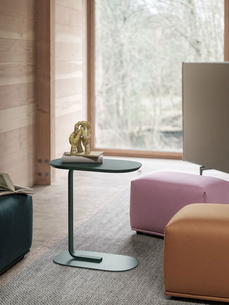relate-h60-dark-green-echo-pouf-ply-rug-black-white-outline-highback-h45-chrome-vidar-222-muuto-org