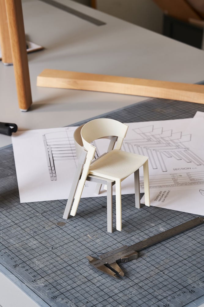 /cdn-cgi/image/width=1500,quality=85,format=auto/globalassets/content-media/images/stories/an-essay-on-scandinavian-craftsmanship/cover-side-chair---thomas-bentzen---6.jpg