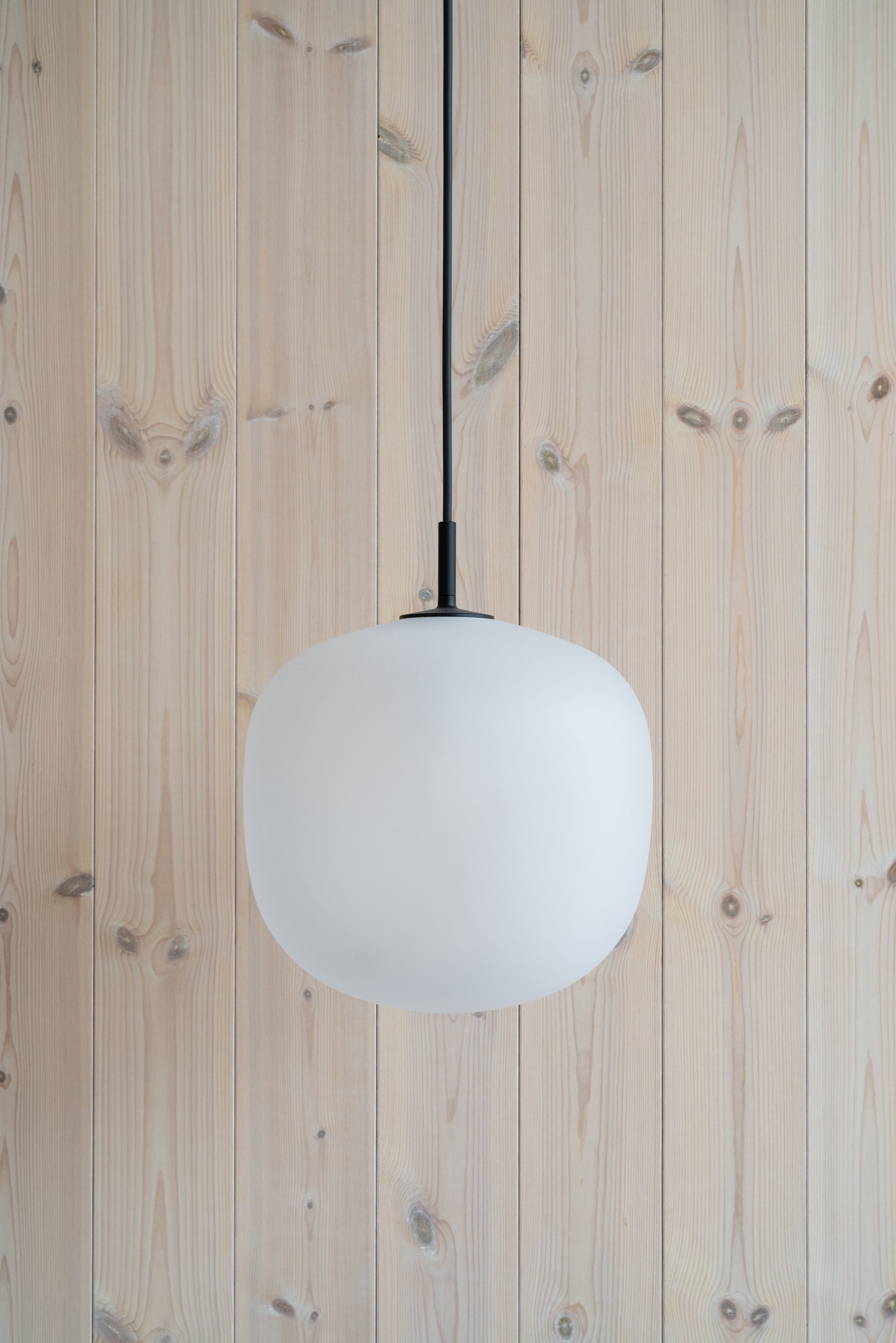 /cdn-cgi/image/width=1500,quality=85,format=auto/globalassets/content-media/images/stories/badehusene/badehusene-aarhus-project-ref-muuto-hi-res-3-optimized.png