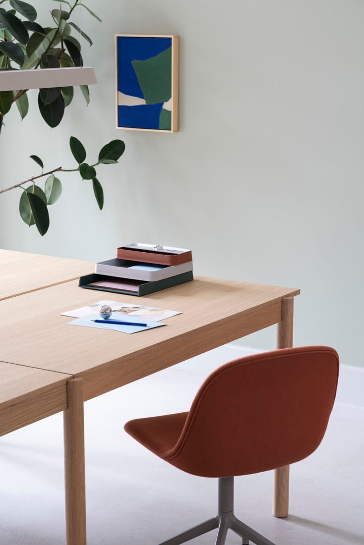 /cdn-cgi/image/width=1500,quality=85,format=auto/globalassets/content-media/images/stories/ideas--inspiration-for-the-home-office/home-office-muuto-januari-2021-hi-res-23.jpg