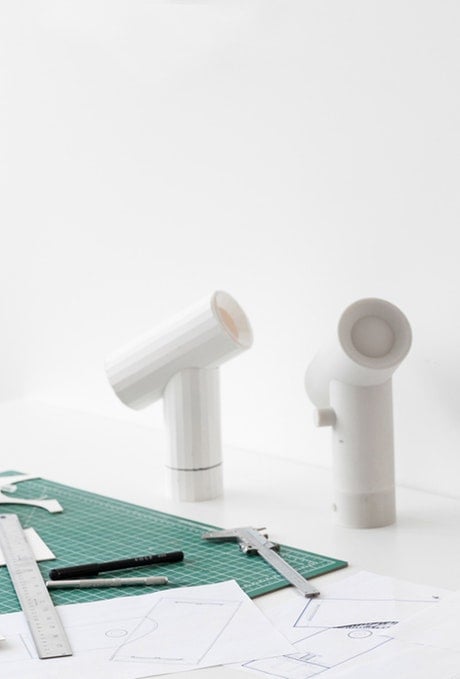 /cdn-cgi/image/width=1500,quality=85,format=auto/globalassets/content-media/images/stories/modernly-functional-beam-lamp/1537347938157082muuto_beam-lamp_05.jpg
