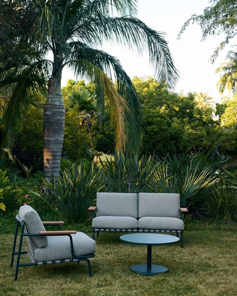 /cdn-cgi/image/width=1500,quality=85,format=auto/globalassets/content-media/images/stories/muuto-at-art-basel-miami-beach/slider/settle-sofa-2-seater-linear-steel-coffee-table-low-res_optimized.jpg