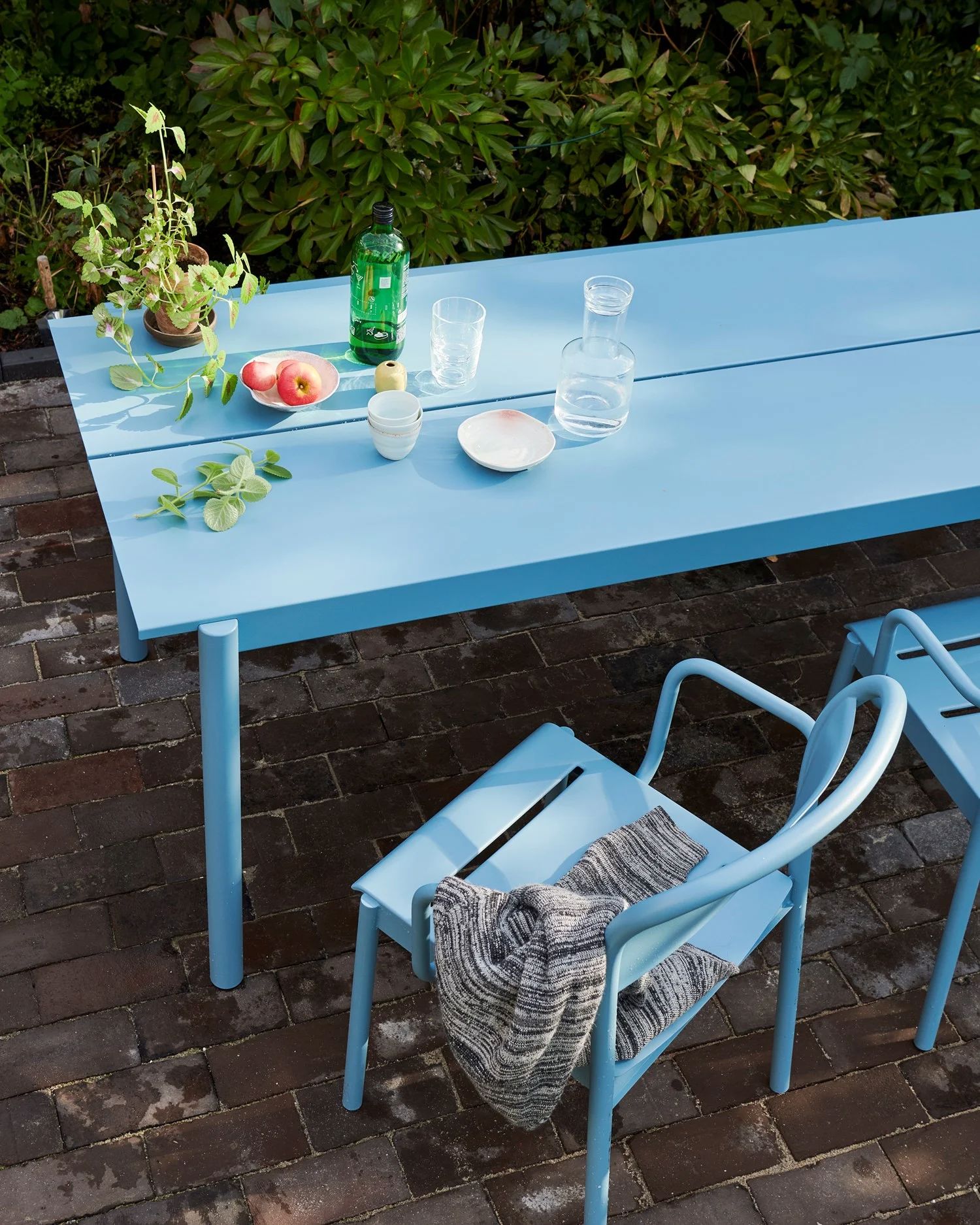 /cdn-cgi/image/width=1500,quality=85,format=auto/globalassets/content-media/images/stories/with-space-to-create/selma-muuto-homestory-28-med-res_optimized.jpg