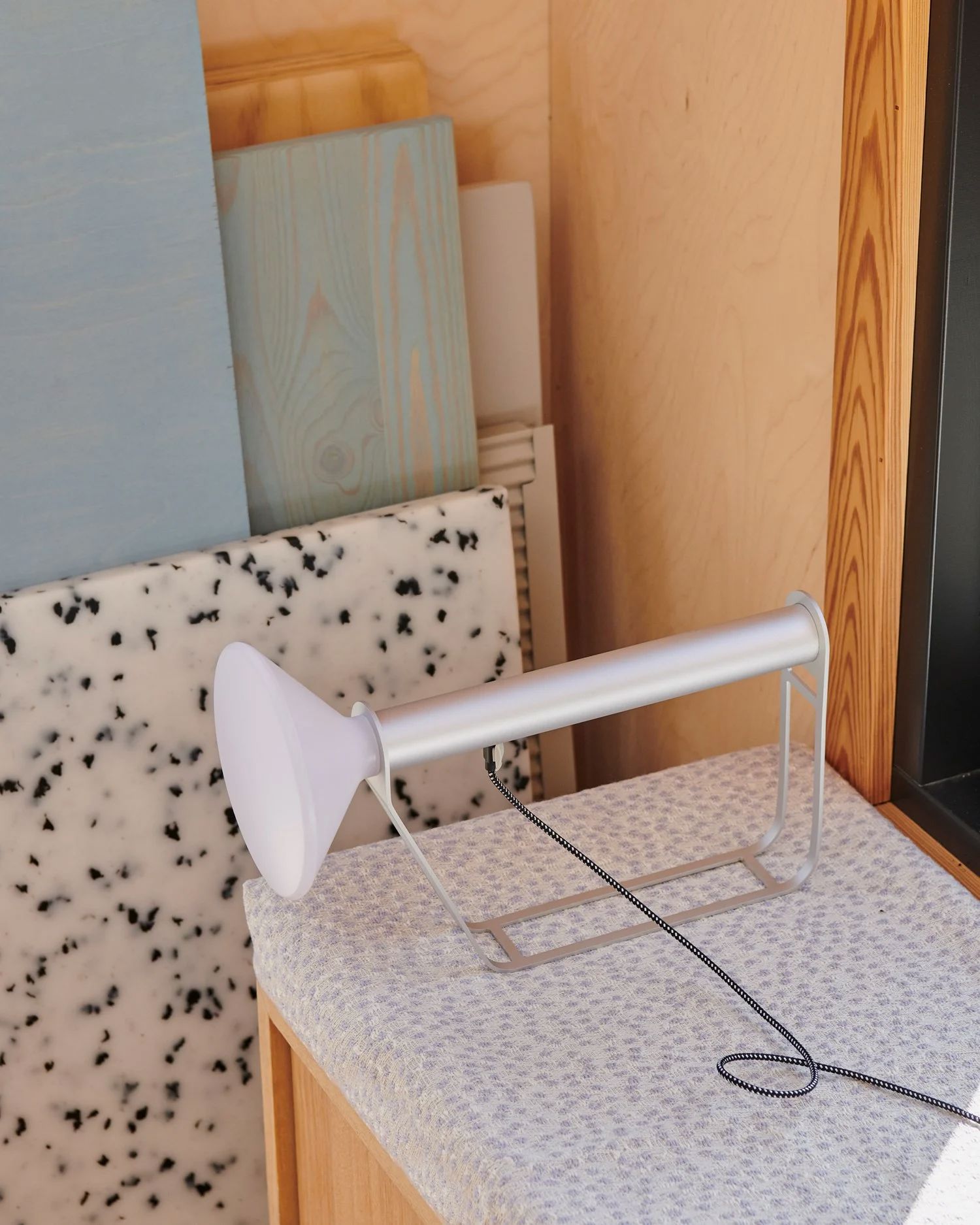 /cdn-cgi/image/width=1500,quality=85,format=auto/globalassets/content-media/images/stories/with-space-to-create/slider-2/selma-muuto-homestory-25-med-res_optimized.jpg