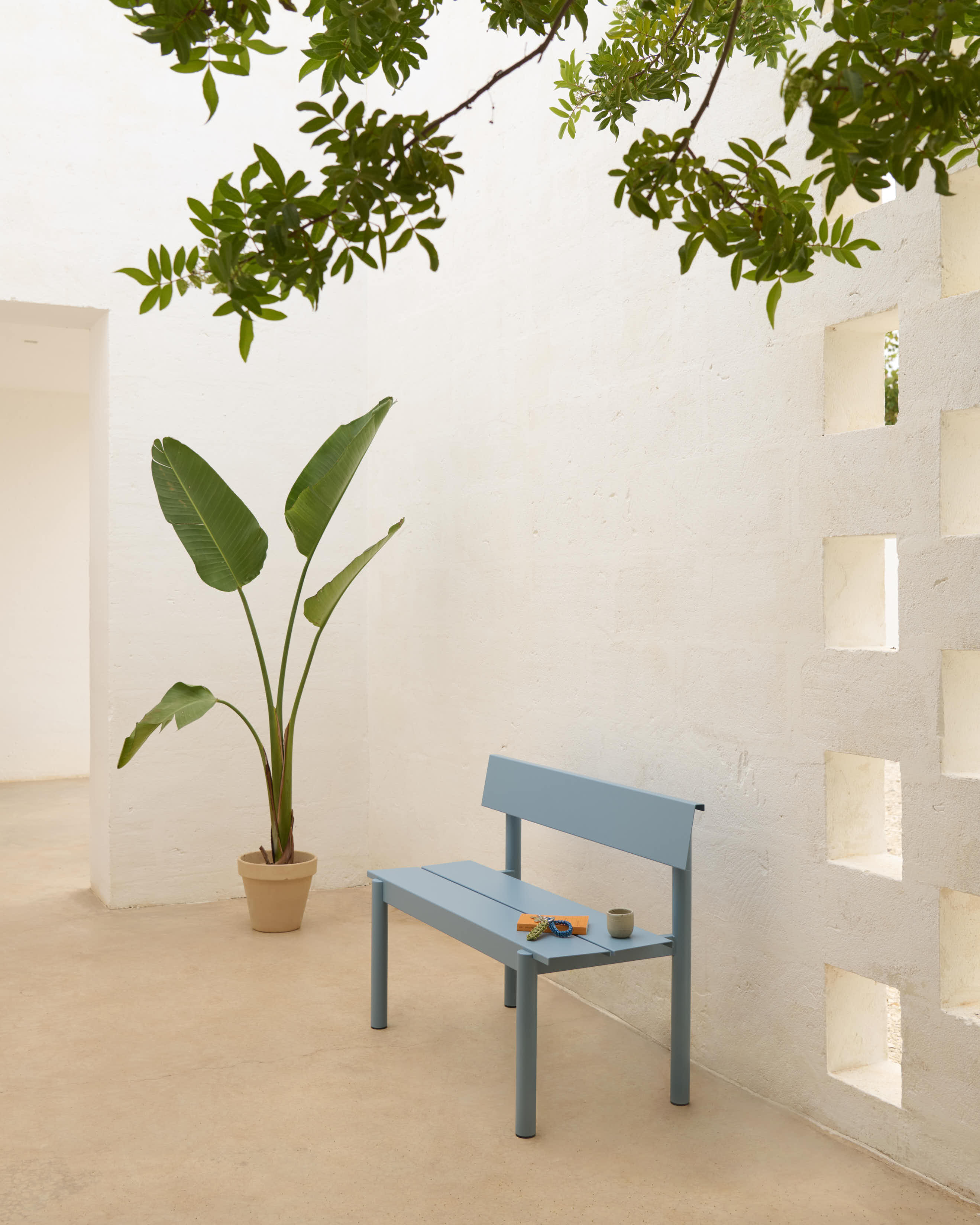 /globalassets/content-media/images/01.-lifestyle-images/january-26/linear-steel-bench-w-backrest-pale-blue-110-cm-1low-res.jpg?revision=639114102290000000