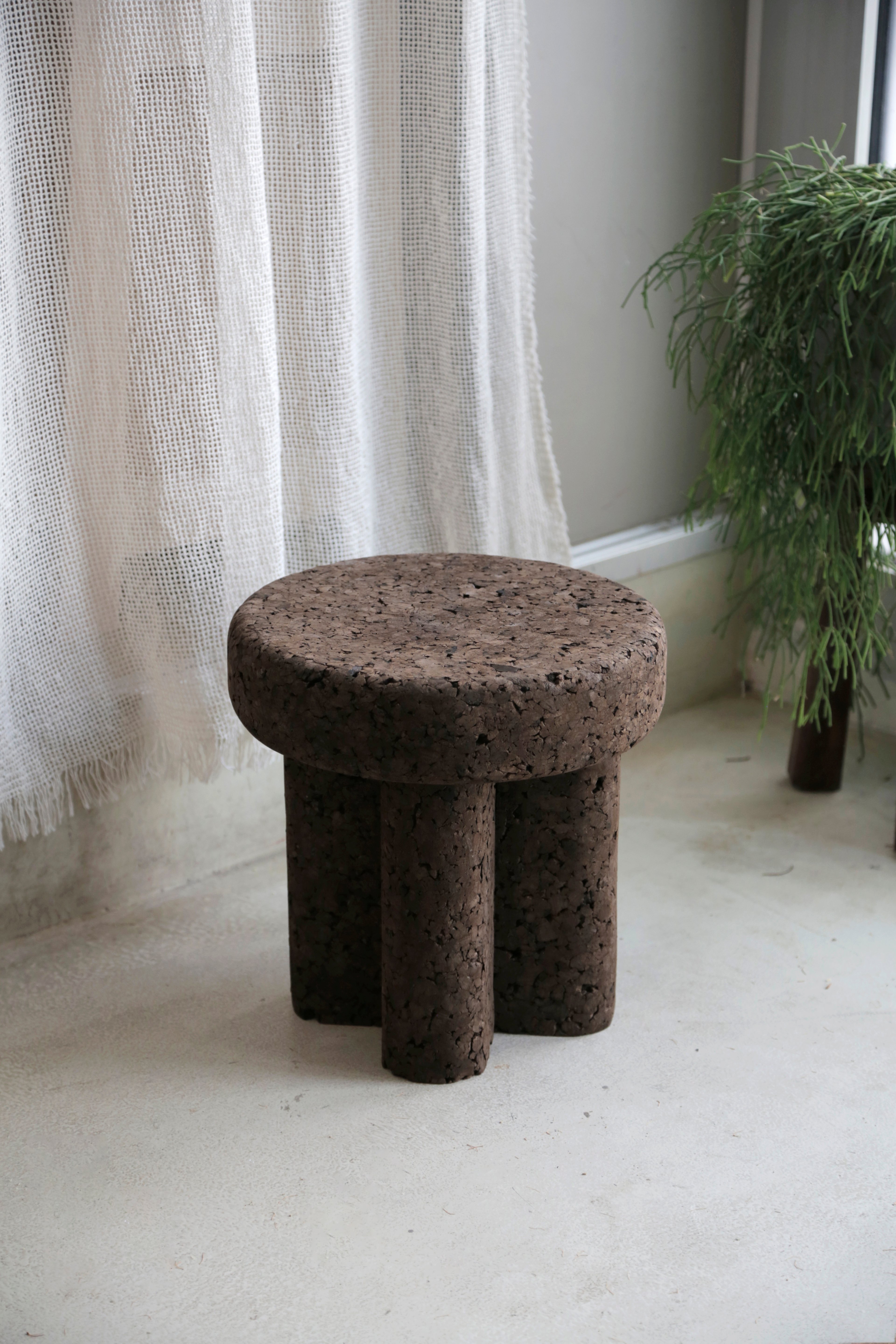 /globalassets/content-media/images/20-year-and-3days/design-contest-003/jules-charvet-cork-stool-winner-muuto-design-contest-002-6.jpg?revision=639148672530000000