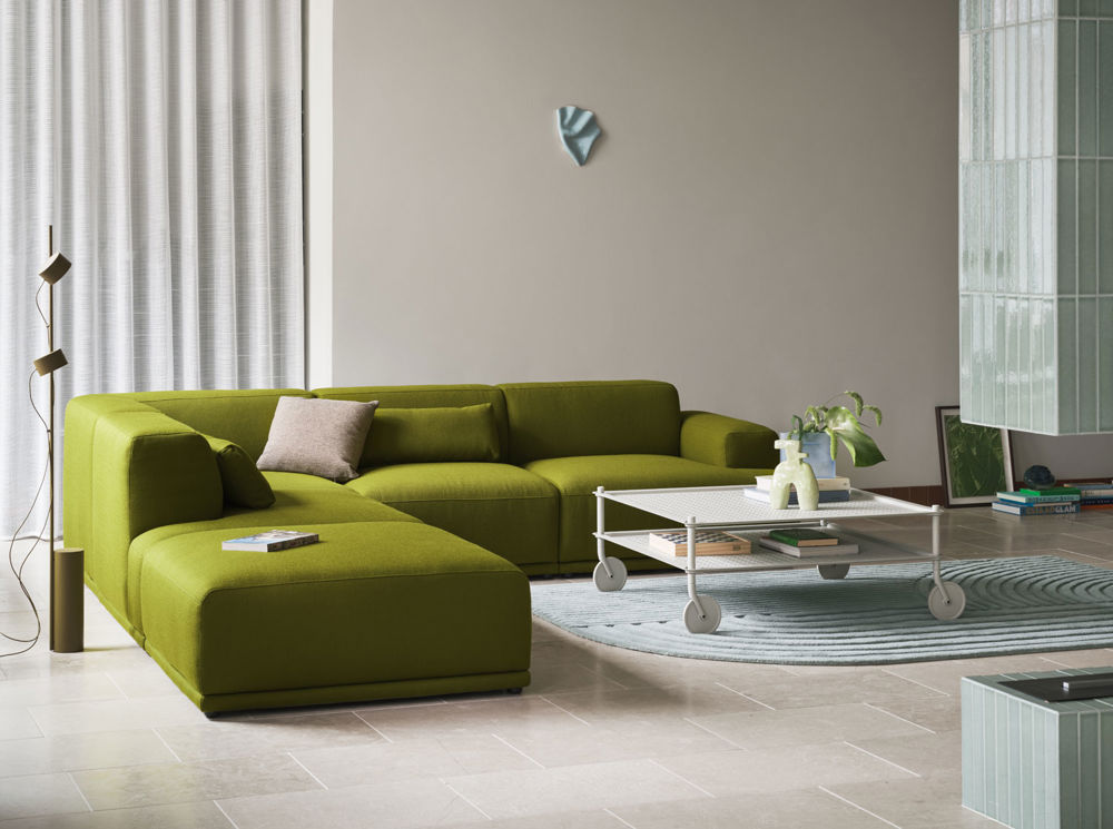 /globalassets/content-media/images/accessories/rugs/flow-coffee-table-grey-connect-soft-vidar-956-relevo-rug-sage-green-post-floor-lamp-brown-green-mingle-cushion-muuto-low-res.jpg?revision=639078054950000000