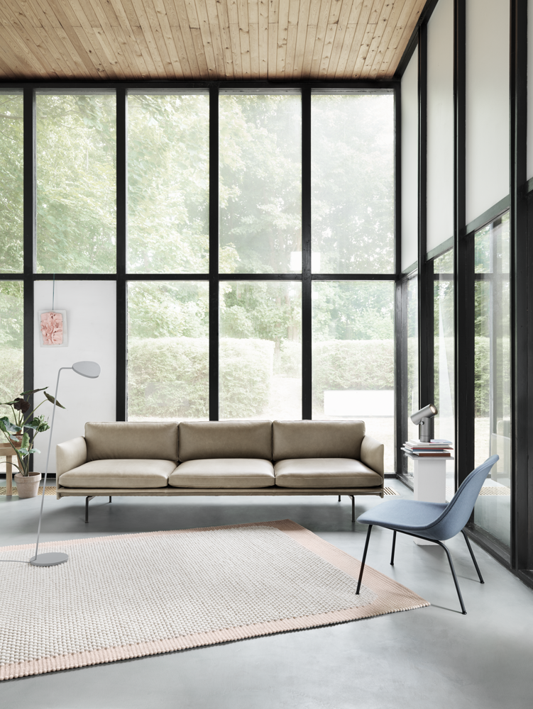 outline-35-stone-refine-fiber-lounge-divina-154-pebble-leaf-beam-muuto-org.png