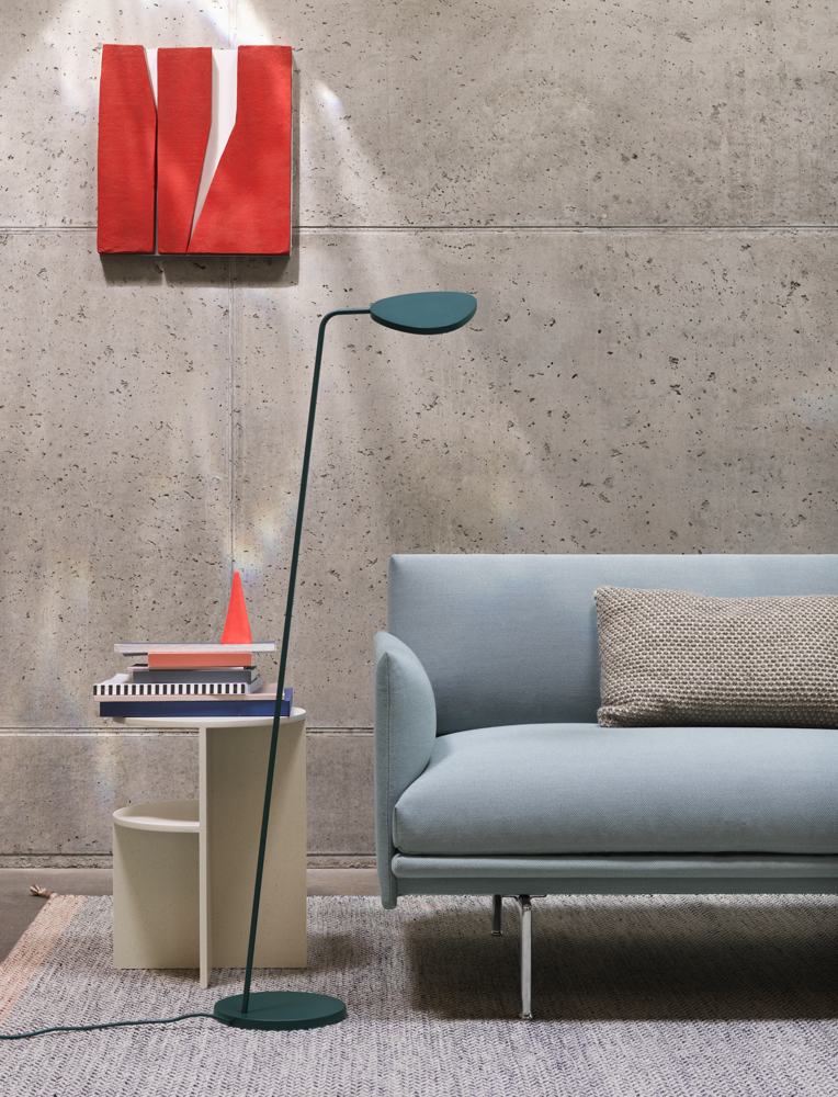 /globalassets/content-media/images/materials/textiles/leaf-floor-lamp-dark-green-halves-side-table-outline-sofa-steelcut-trio-713-twine-cushion-ply-rug-muuto-org.png?revision=639085832610000000