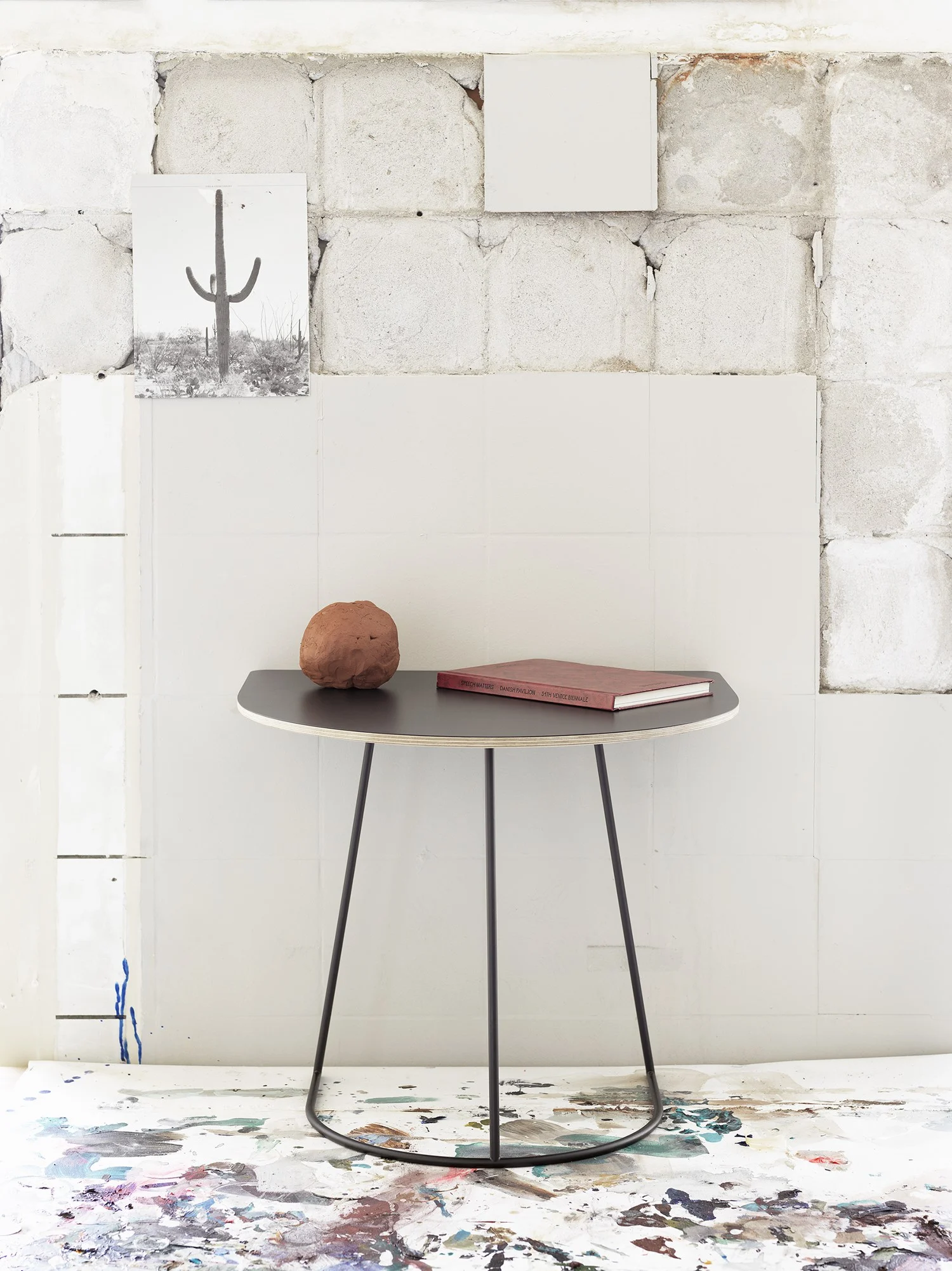 /globalassets/content-media/images/pdp/airy-coffee-table/airy-half-size-coffee-table.jpg?revision=639108239600000000