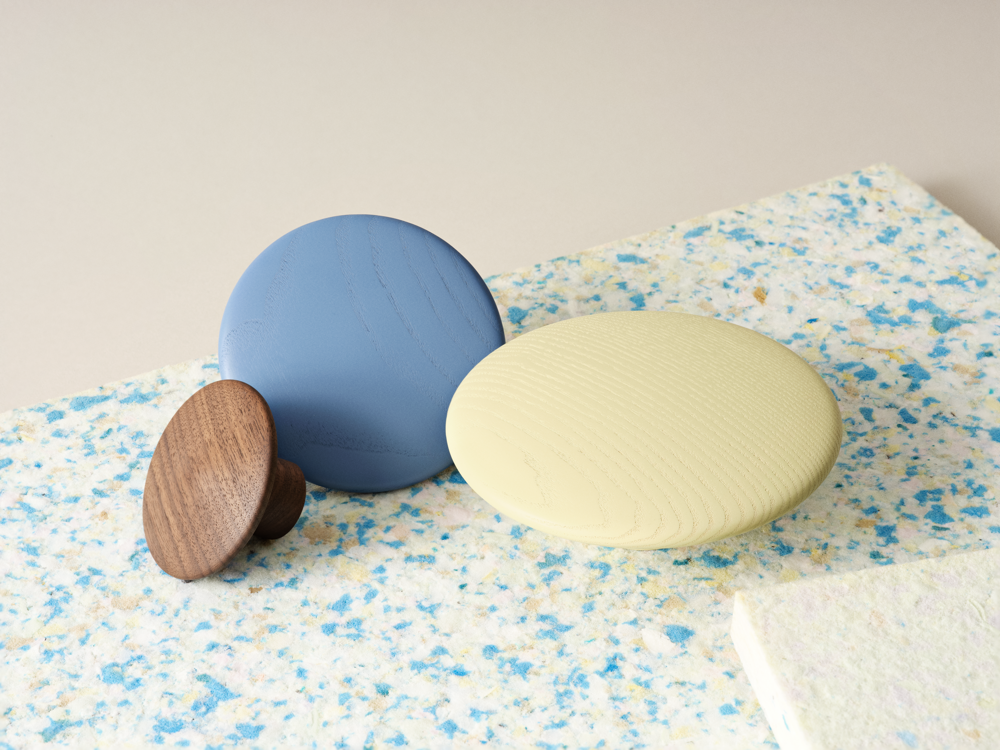 dots-pale-blue-walnut-beige-green-concept-wide-muuto-org