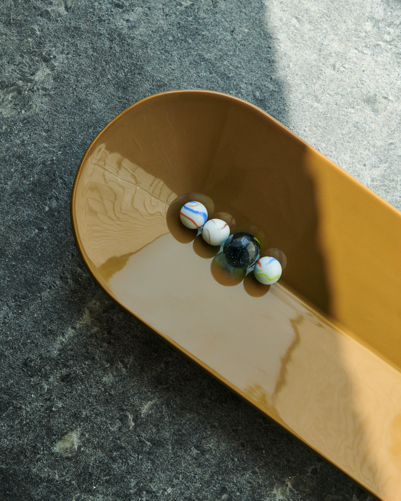 /globalassets/content-media/images/pdp/mere-bowl/muuto-editorial-fall-2023-org-10-new.png?revision=639110281040000000
