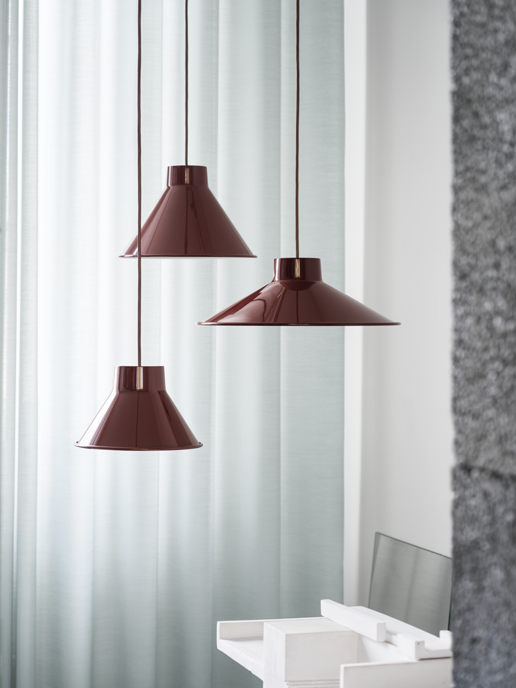 top-pendant-group-deep-red-21-28-36-muuto-org.png