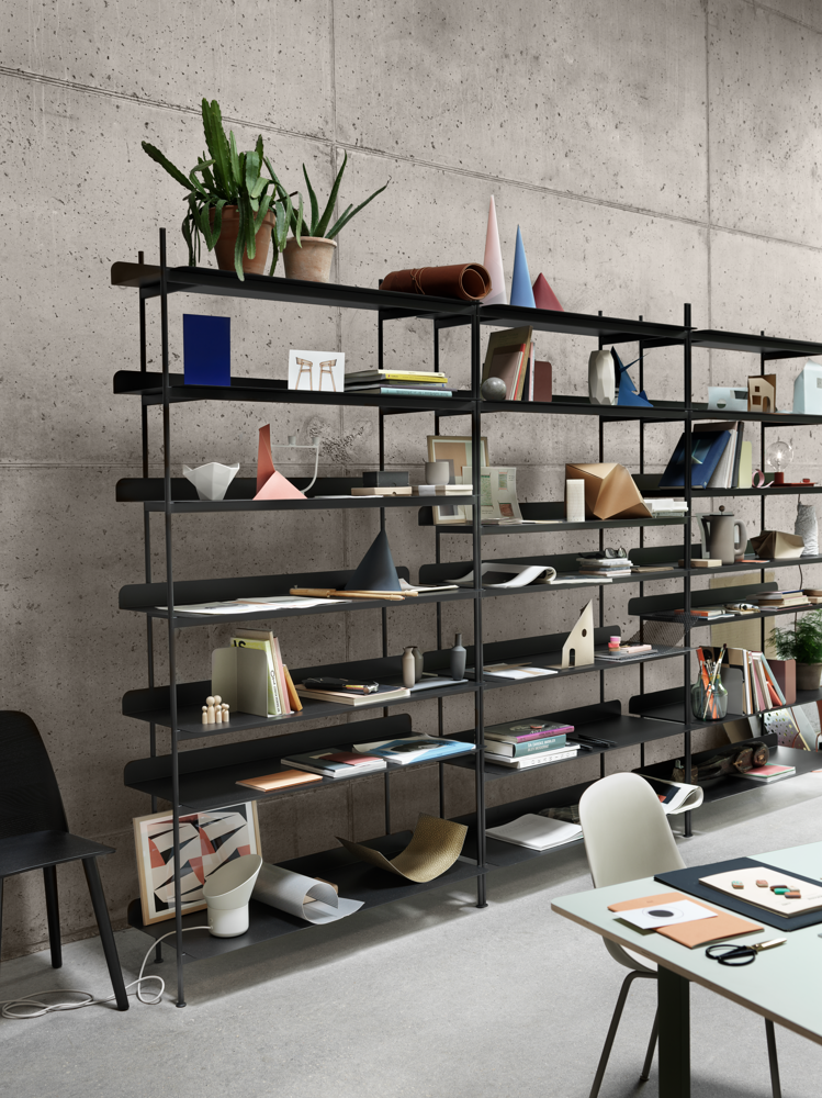 /globalassets/content-media/images/plp/compile-shelving/compile_black_side_nerd_fiberside_7070.png?revision=639074359610000000