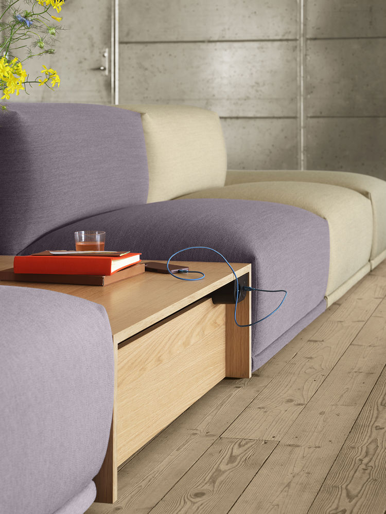 /globalassets/content-media/images/plp/sofas/modular-sofas/connect-steelcut-quartet-224-924-654-table-92x92-oak-veneer-low-res.jpg?revision=639077186370000000