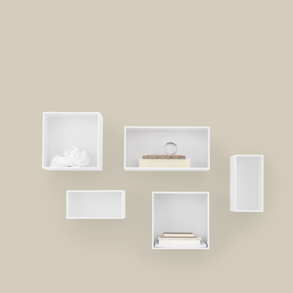 mini-stacked-solution-1-white-styling-cb-muuto-5000x5000-hi-res.png