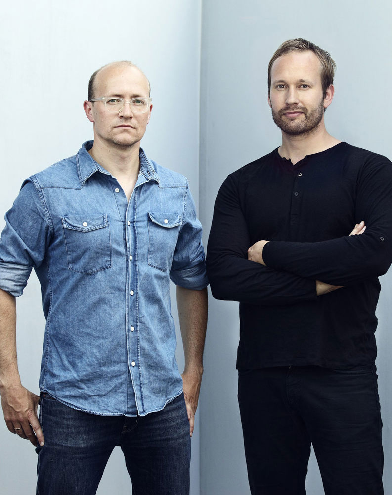 /globalassets/content-media/images/products/shop-by-family/oslo-family/anderssen--voll-portrait-muuto.jpg?revision=639077747730000000