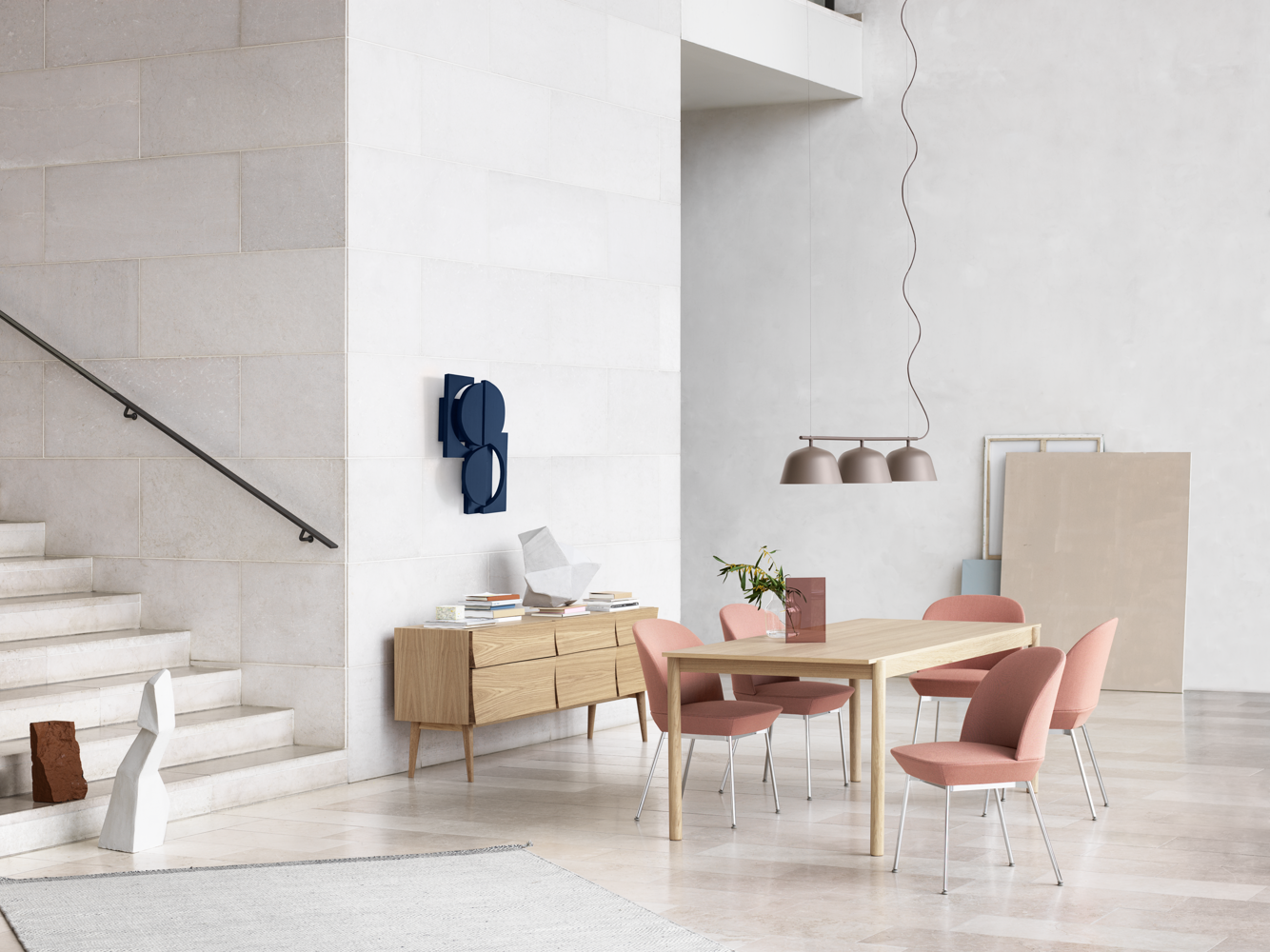 /globalassets/content-media/images/products/shop-by-family/oslo-family/oslo-side-chair-twill-weave-530-chrome-linear-wood-table-oak-reflect-sideboard-ambit-rail-lamp-taupe-muuto-org.png?revision=639077757670000000
