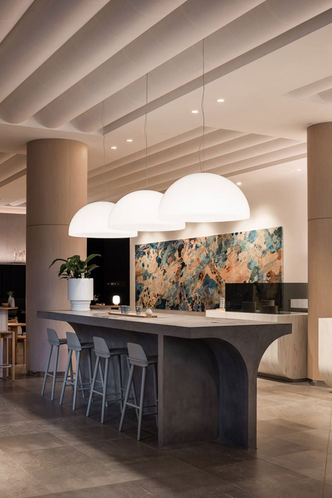 /globalassets/content-media/images/project/central-park-tower/cpt---nerd-bar-2.jpg?revision=639058198690000000