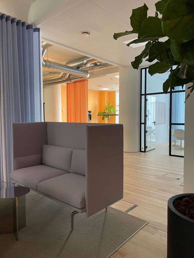 dt outline highback sofa 2