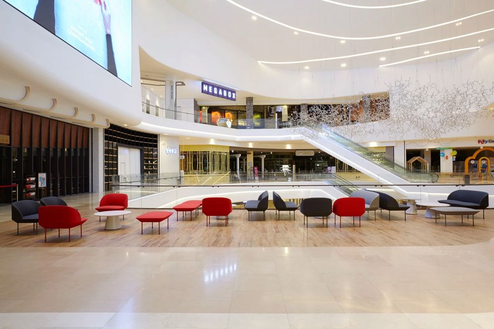 shinsegae-by-ahus-shop-in-korea-4