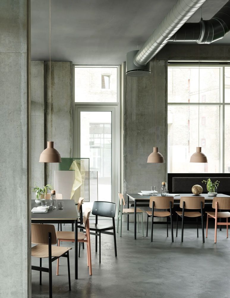 unfold-base-table-loft-chair-corky-elevated-vase-groove
