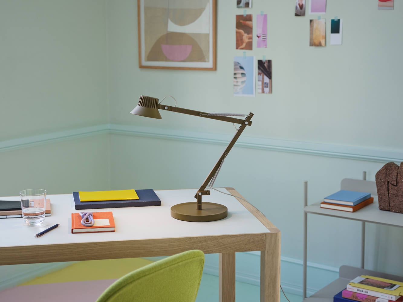 /globalassets/content-media/images/spaces/home-office/dedicate-s2-brown-green-workshop-table-130-fiber-side-acca-961-compile-config-1-muuto-org-1.png?revision=639081984990000000