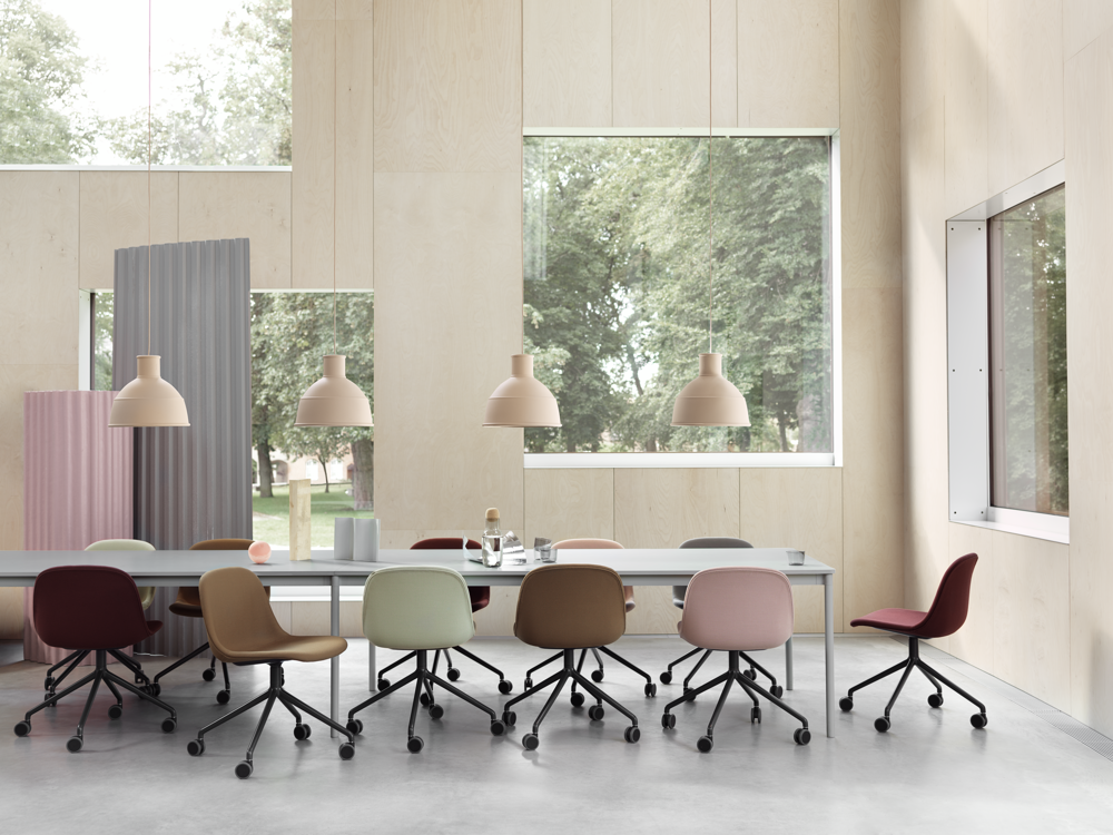 fiber-side-steelcut-castors-base-table-440cm-white-unfold-nude-corky