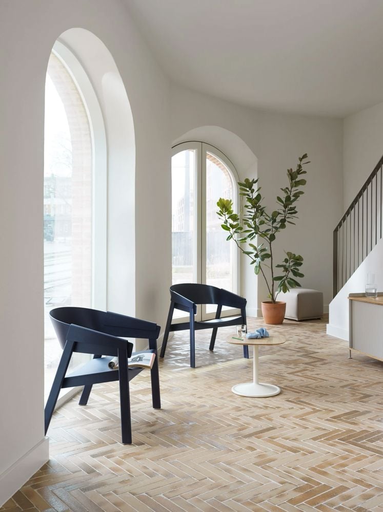 cover-lounge-midnight-blue-soft-side-45x45-h40-solid-oak-off-white-echo-62x42-divina-224-enfold-low-grey-raise-clear-or