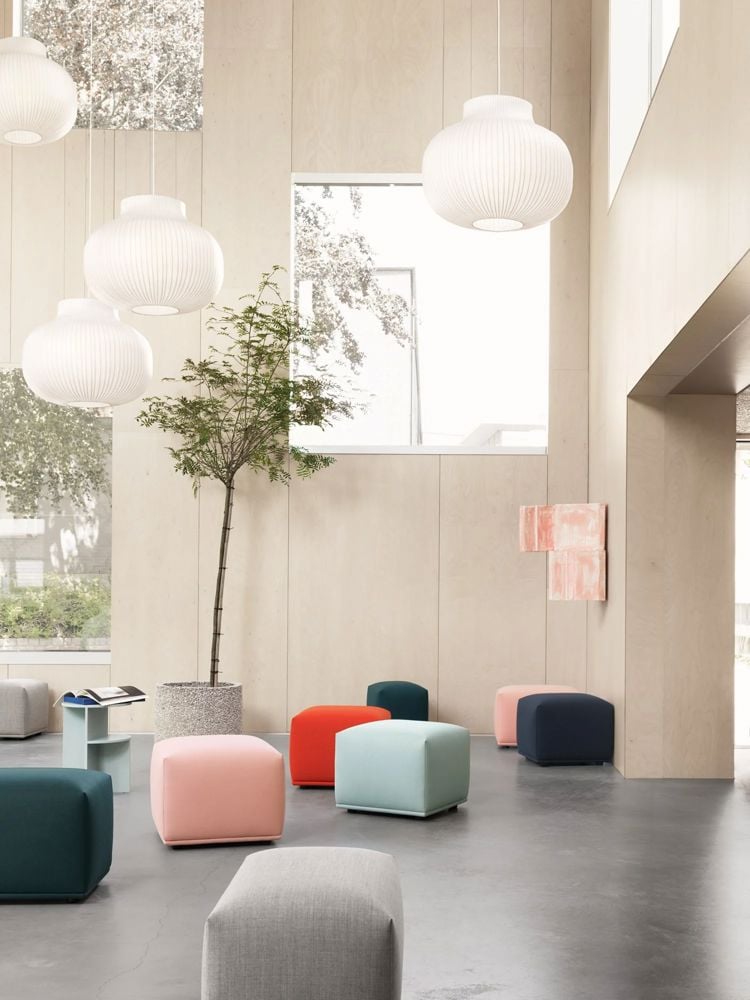 echo-pouf-forest-nap-992-512-remix-123-vidar-542-554-forest-nap-912-strand-lamp-closed-halves-muuto-org

