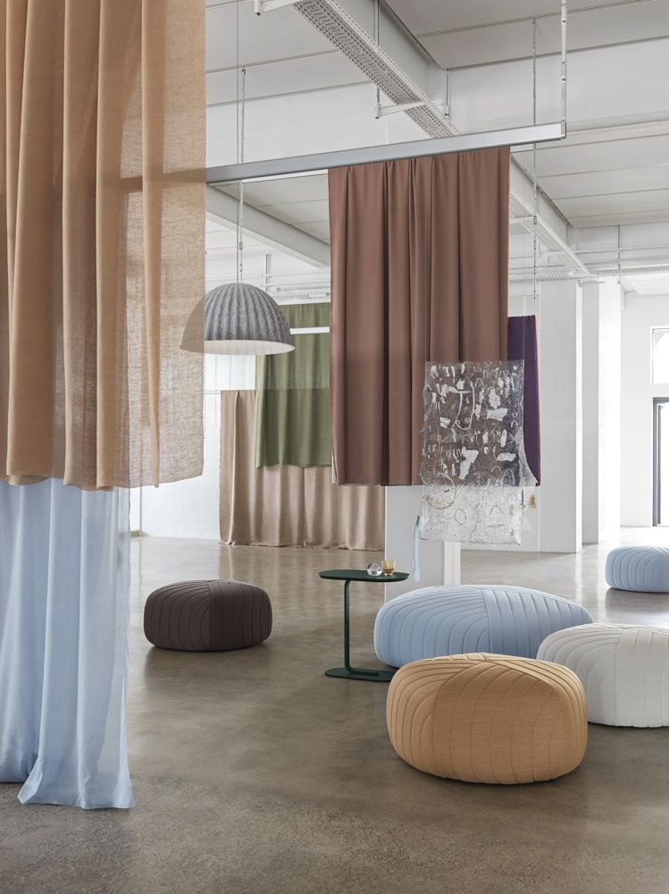  five-pouf-planum-271-planum-711-fiord-451-st-trio-205-relate-h60-dark-green-raise-burnt-orange-under-the-bell-grey-muuto-org_v2