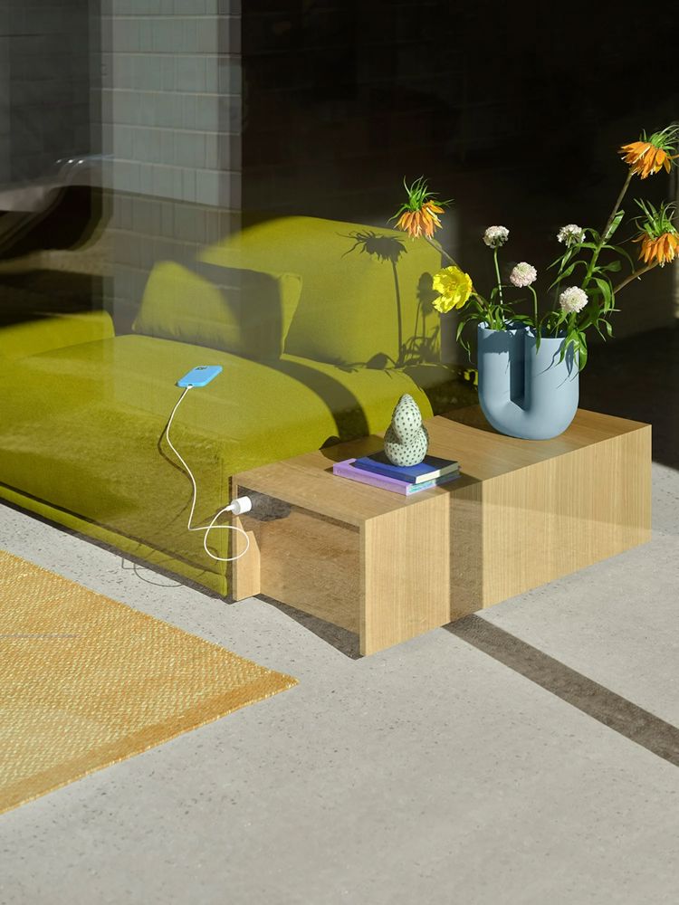 connect-table-46-92-oak-veneer-w-power-connect-vidar-956-kink-ply-low-res