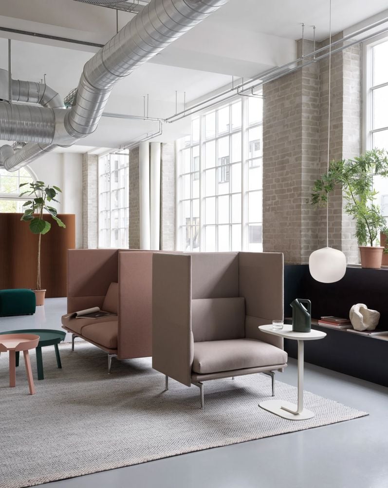 outline-highback-1-seater-twill-weave-230-2-seater-twill-weave-530-around-relate-rime-pendant-muuto-or