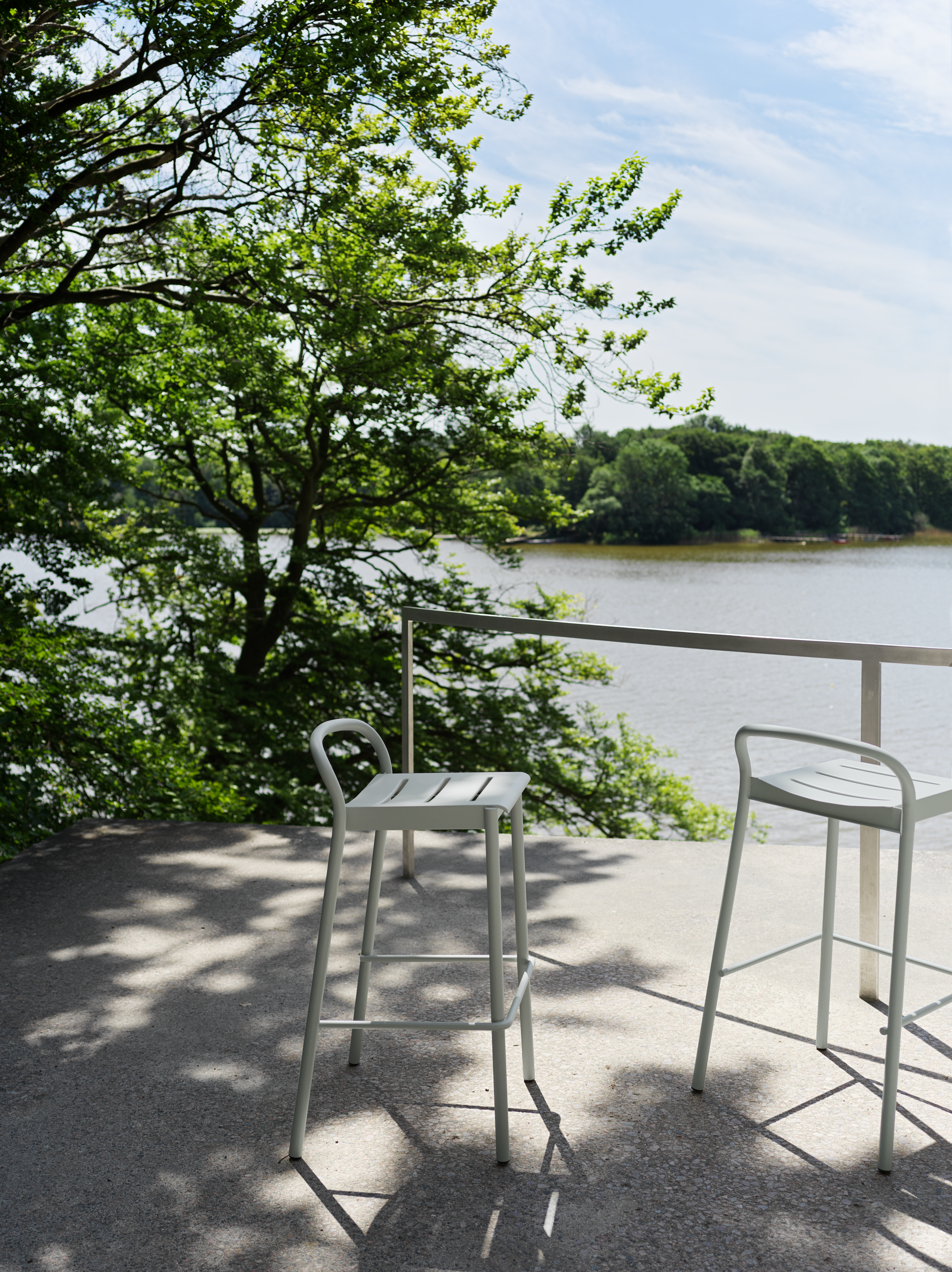 Linear Steel Bar Stool H:75 cm in Grey