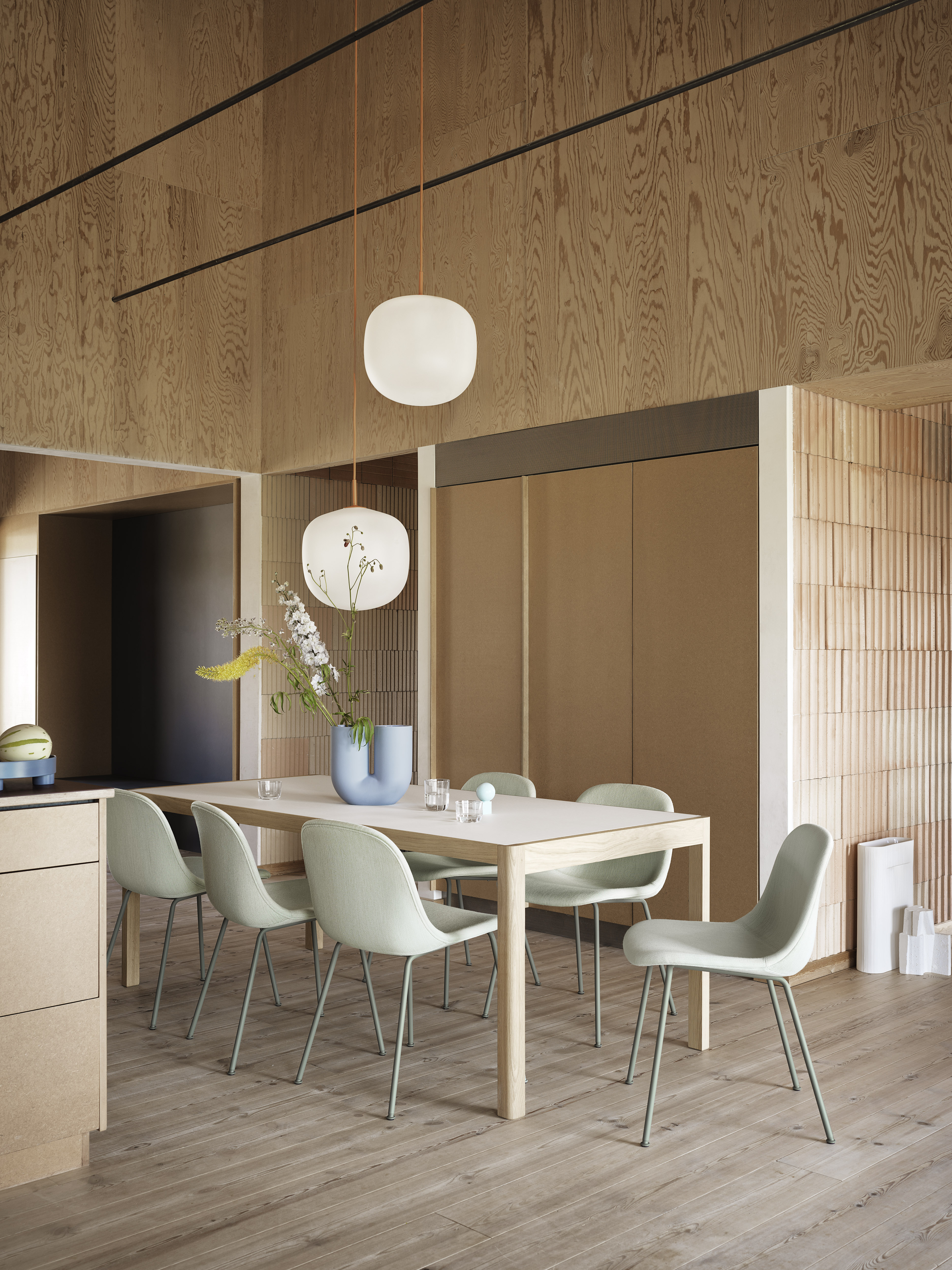 Muuto dining table hotsell