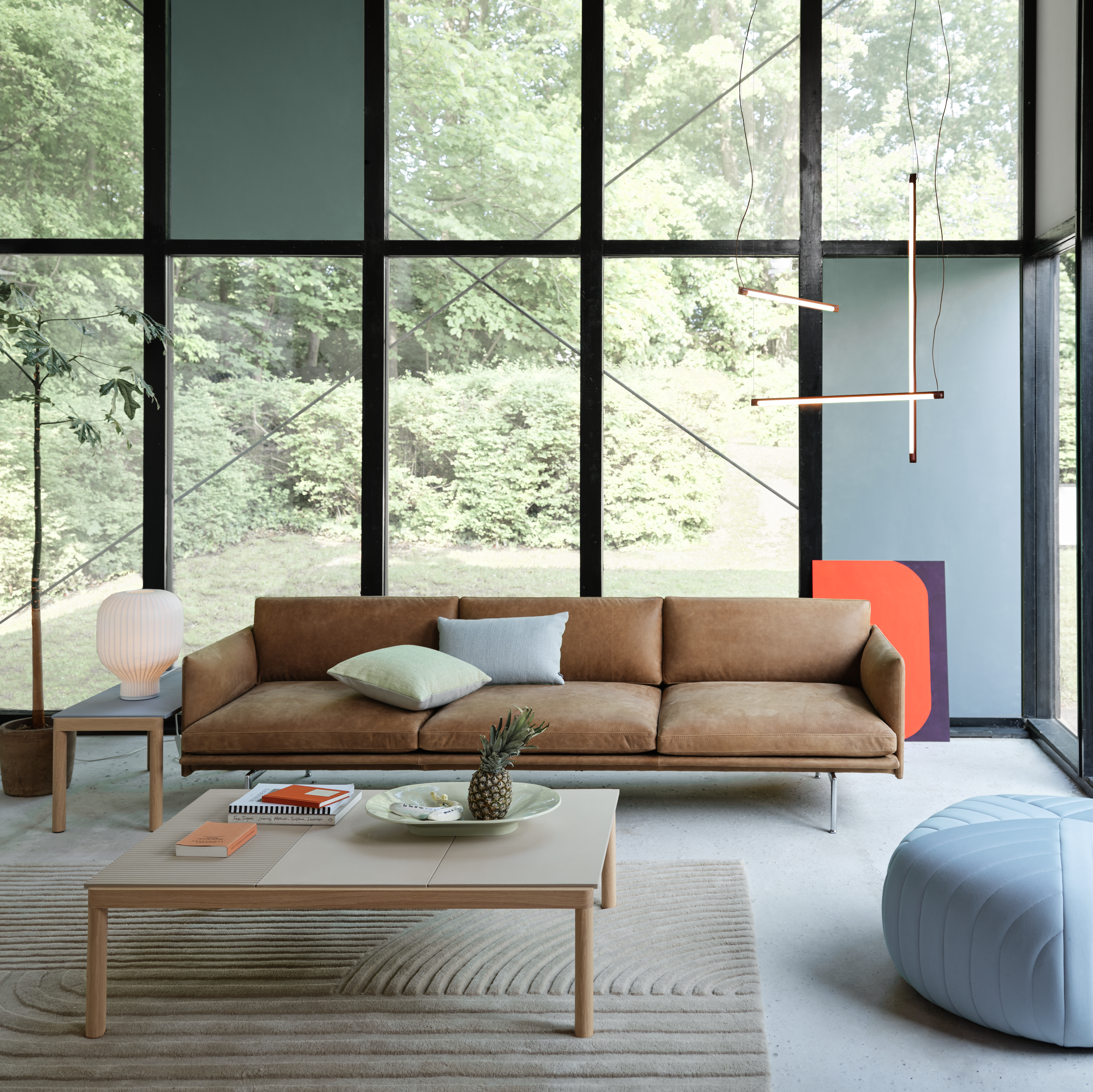 /globalassets/toolbox-page/product-information/muuto-leather/outline-3-5-seater-grace-leather-camel-alu-fine-suspension-deep-red-couple-strand-table-lamp-relevo-five-planum-271-muuto-org-2x2-tiles-full-image.png?revision=639092322840000000